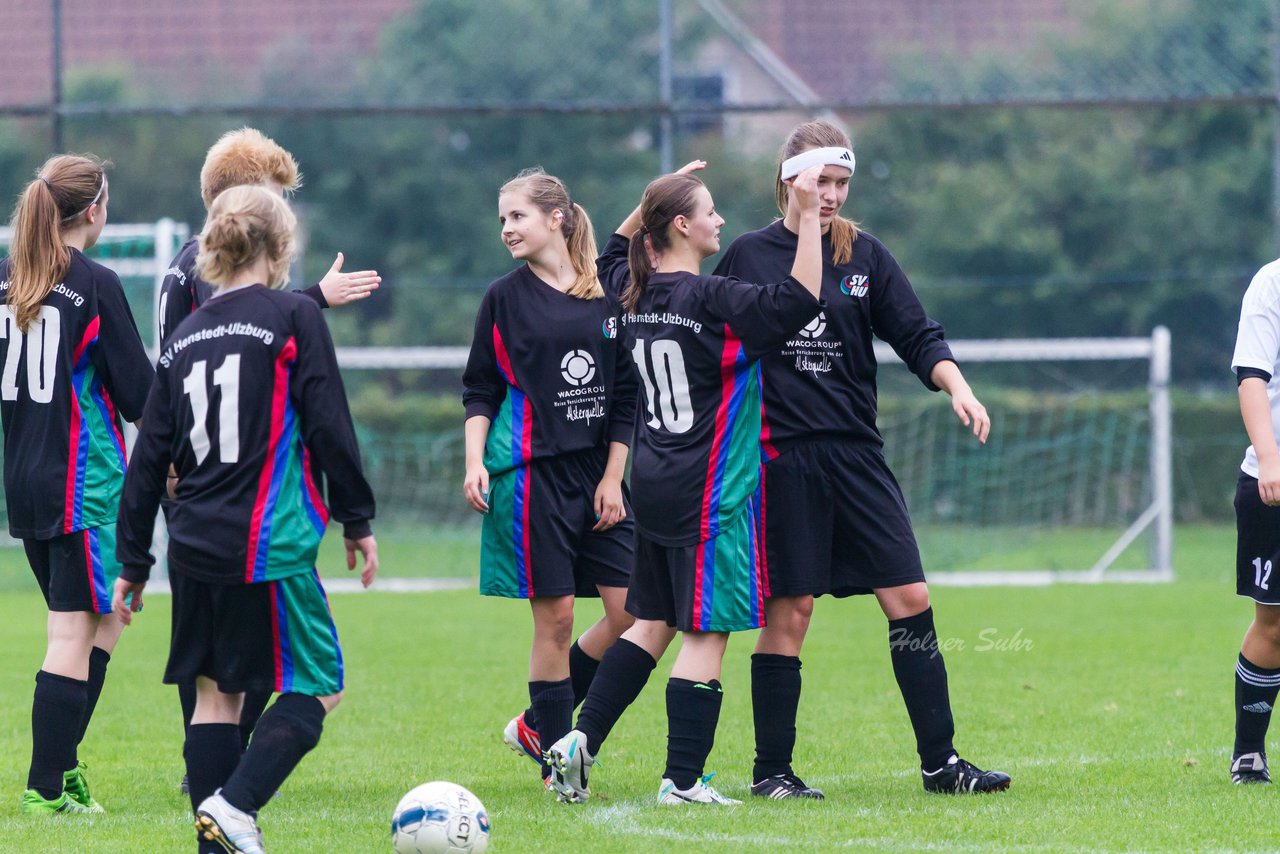 Bild 77 - Frauen SV Henstedt Ulzburg II - SV Schwarz Wei Westerrade : Ergebnis: 3:0